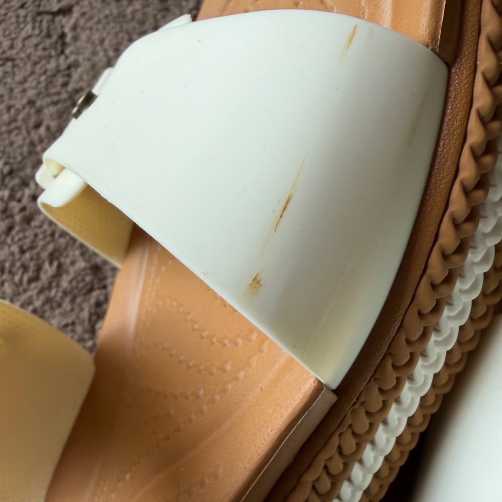 Crocs Sz 8 Women’s White and Tan Slide Sandals with Adjustable Straps - Picture 3 of 5